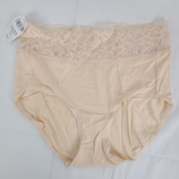 NEW Soma Intimates Ivory Lace Bikini Panty Soft NWT - Picture 1 of 4